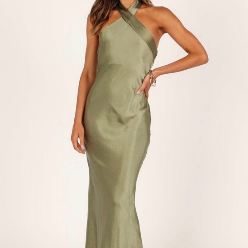 Green halter dress